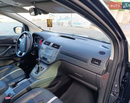 Черный Форд Куга, объемом двигателя 2 л и пробегом 280 тыс. км за 10300 $, фото 6 на Automoto.ua