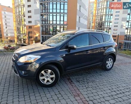 Черный Форд Куга, объемом двигателя 2 л и пробегом 280 тыс. км за 10300 $, фото 4 на Automoto.ua