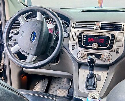 Черный Форд Куга, объемом двигателя 2.5 л и пробегом 223 тыс. км за 10700 $, фото 8 на Automoto.ua