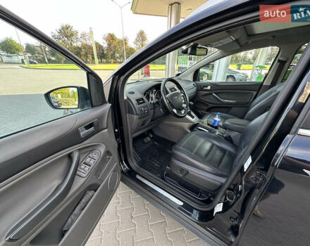 Черный Форд Куга, объемом двигателя 2 л и пробегом 234 тыс. км за 9600 $, фото 16 на Automoto.ua