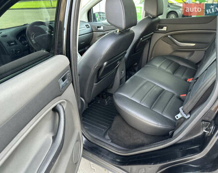 Черный Форд Куга, объемом двигателя 2 л и пробегом 234 тыс. км за 9600 $, фото 17 на Automoto.ua