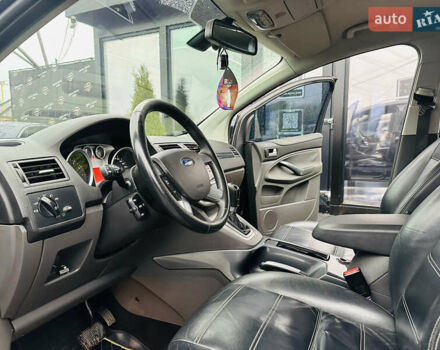 Чорний Форд Куга, об'ємом двигуна 2.52 л та пробігом 225 тис. км за 8900 $, фото 11 на Automoto.ua