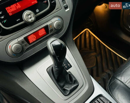 Чорний Форд Куга, об'ємом двигуна 2.52 л та пробігом 225 тис. км за 8900 $, фото 31 на Automoto.ua