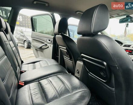 Чорний Форд Куга, об'ємом двигуна 2.52 л та пробігом 225 тис. км за 8900 $, фото 16 на Automoto.ua