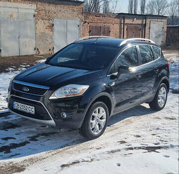 Черный Форд Куга, объемом двигателя 2.52 л и пробегом 160 тыс. км за 11000 $, фото 1 на Automoto.ua
