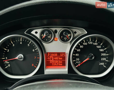 Чорний Форд Куга, об'ємом двигуна 2.52 л та пробігом 225 тис. км за 8900 $, фото 26 на Automoto.ua