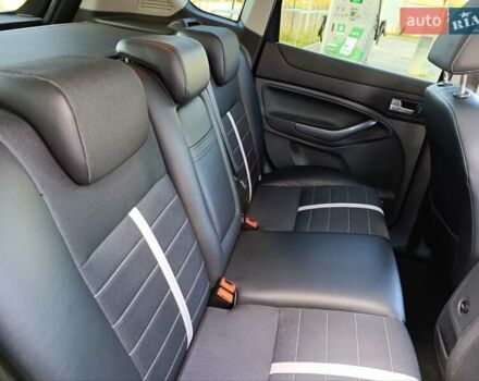 Черный Форд Куга, объемом двигателя 2 л и пробегом 280 тыс. км за 10300 $, фото 8 на Automoto.ua