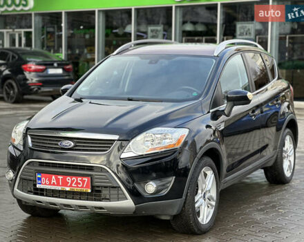 Черный Форд Куга, объемом двигателя 2 л и пробегом 234 тыс. км за 9900 $, фото 1 на Automoto.ua