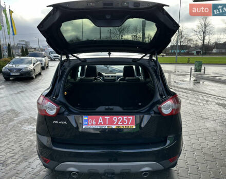 Черный Форд Куга, объемом двигателя 2 л и пробегом 234 тыс. км за 9900 $, фото 8 на Automoto.ua