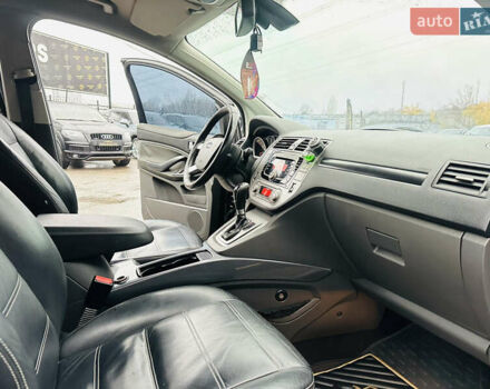 Чорний Форд Куга, об'ємом двигуна 2.52 л та пробігом 225 тис. км за 8900 $, фото 21 на Automoto.ua