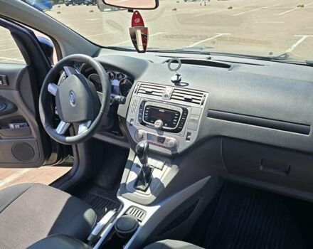 Черный Форд Куга, объемом двигателя 2 л и пробегом 138 тыс. км за 10500 $, фото 20 на Automoto.ua