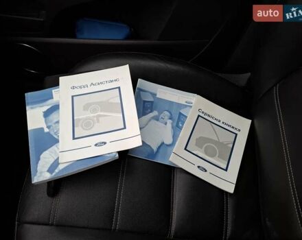 Чорний Форд Куга, об'ємом двигуна 2 л та пробігом 128 тис. км за 12999 $, фото 61 на Automoto.ua