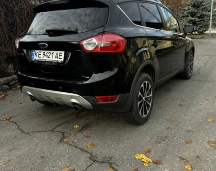 Чорний Форд Куга, об'ємом двигуна 2 л та пробігом 250 тис. км за 9850 $, фото 2 на Automoto.ua