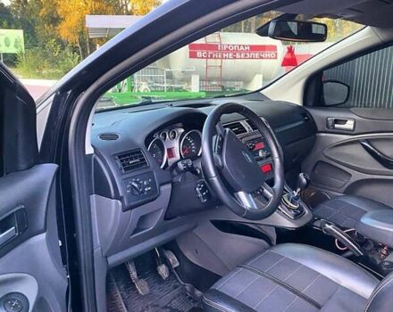 Черный Форд Куга, объемом двигателя 2 л и пробегом 190 тыс. км за 10700 $, фото 5 на Automoto.ua