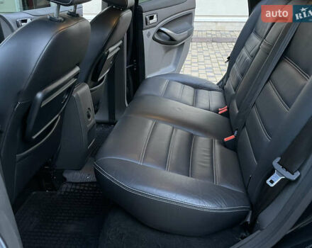 Черный Форд Куга, объемом двигателя 2.5 л и пробегом 216 тыс. км за 10500 $, фото 38 на Automoto.ua