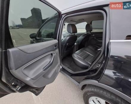 Чорний Форд Куга, об'ємом двигуна 2 л та пробігом 128 тис. км за 12999 $, фото 32 на Automoto.ua