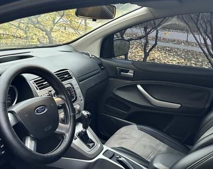 Чорний Форд Куга, об'ємом двигуна 2 л та пробігом 198 тис. км за 12500 $, фото 8 на Automoto.ua