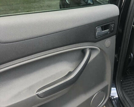 Черный Форд Куга, объемом двигателя 2 л и пробегом 190 тыс. км за 11500 $, фото 10 на Automoto.ua