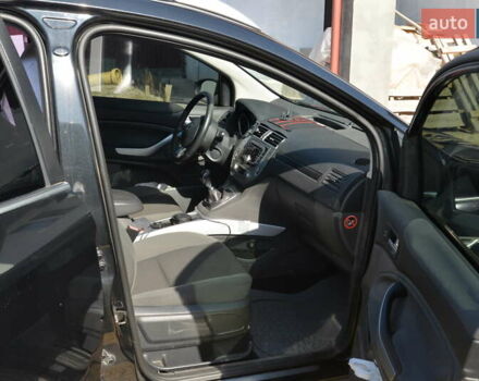 Чорний Форд Куга, об'ємом двигуна 0 л та пробігом 120 тис. км за 11500 $, фото 7 на Automoto.ua