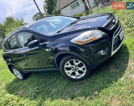 Черный Форд Куга, объемом двигателя 2 л и пробегом 270 тыс. км за 9500 $, фото 4 на Automoto.ua