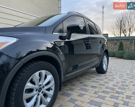 Черный Форд Куга, объемом двигателя 2.5 л и пробегом 216 тыс. км за 10500 $, фото 29 на Automoto.ua