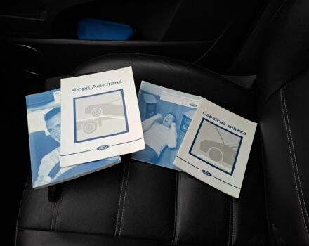 Чорний Форд Куга, об'ємом двигуна 2 л та пробігом 128 тис. км за 12999 $, фото 16 на Automoto.ua