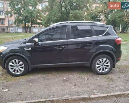 Черный Форд Куга, объемом двигателя 2 л и пробегом 185 тыс. км за 10700 $, фото 5 на Automoto.ua