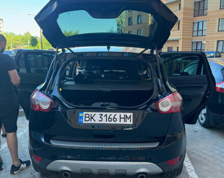 Черный Форд Куга, объемом двигателя 2 л и пробегом 220 тыс. км за 9700 $, фото 4 на Automoto.ua
