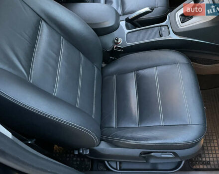 Черный Форд Куга, объемом двигателя 2.5 л и пробегом 216 тыс. км за 10500 $, фото 36 на Automoto.ua