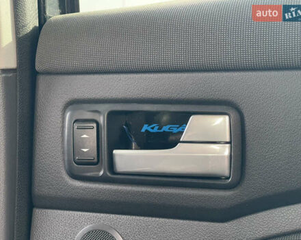 Черный Форд Куга, объемом двигателя 2 л и пробегом 224 тыс. км за 11300 $, фото 26 на Automoto.ua