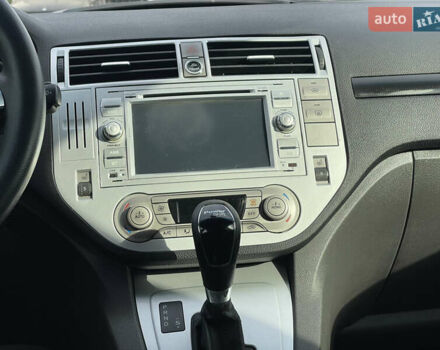 Черный Форд Куга, объемом двигателя 2 л и пробегом 224 тыс. км за 11300 $, фото 19 на Automoto.ua