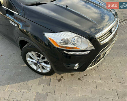 Черный Форд Куга, объемом двигателя 2 л и пробегом 248 тыс. км за 11000 $, фото 8 на Automoto.ua