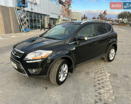 Черный Форд Куга, объемом двигателя 2 л и пробегом 248 тыс. км за 11000 $, фото 3 на Automoto.ua