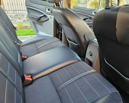 Черный Форд Куга, объемом двигателя 2 л и пробегом 197 тыс. км за 8300 $, фото 22 на Automoto.ua