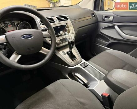 Форд Куга 2012 у Києві на Automoto.ua Чорний Форд Куга, об'ємом двигуна 2 л та пробігом 195 тис. км за 11350 $, фото 49 на Automoto.ua