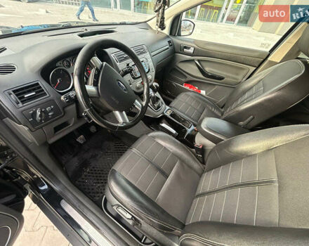 Черный Форд Куга, объемом двигателя 2 л и пробегом 248 тыс. км за 11000 $, фото 14 на Automoto.ua