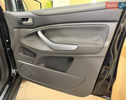 Черный Форд Куга, объемом двигателя 2 л и пробегом 195 тыс. км за 10150 $, фото 21 на Automoto.ua