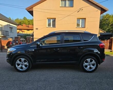 Черный Форд Куга, объемом двигателя 2 л и пробегом 197 тыс. км за 8000 $, фото 3 на Automoto.ua