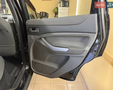 Черный Форд Куга, объемом двигателя 2 л и пробегом 195 тыс. км за 10150 $, фото 24 на Automoto.ua