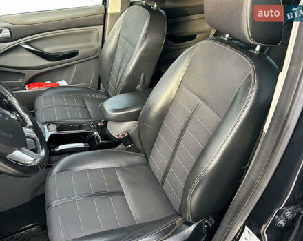 Черный Форд Куга, объемом двигателя 2 л и пробегом 248 тыс. км за 11000 $, фото 12 на Automoto.ua