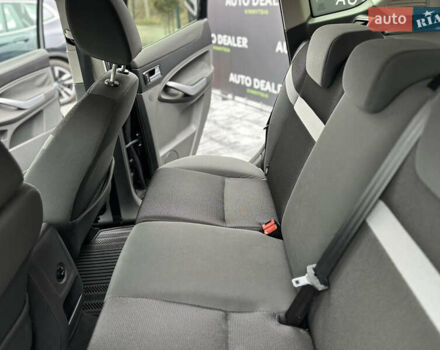 Чорний Форд Куга, об'ємом двигуна 2 л та пробігом 155 тис. км за 12500 $, фото 47 на Automoto.ua