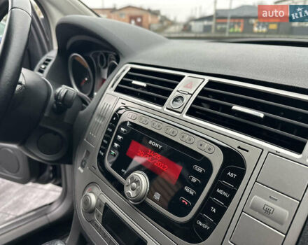 Чорний Форд Куга, об'ємом двигуна 2 л та пробігом 155 тис. км за 12500 $, фото 66 на Automoto.ua