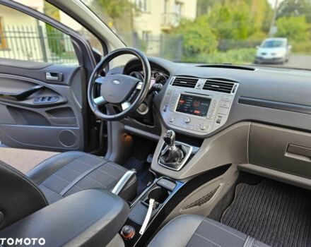 Черный Форд Куга, объемом двигателя 2 л и пробегом 197 тыс. км за 8300 $, фото 9 на Automoto.ua