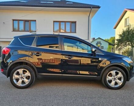 Черный Форд Куга, объемом двигателя 2 л и пробегом 197 тыс. км за 8000 $, фото 4 на Automoto.ua