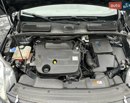 Чорний Форд Куга, об'ємом двигуна 2 л та пробігом 155 тис. км за 12500 $, фото 70 на Automoto.ua