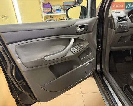 Форд Куга 2012 у Києві на Automoto.ua Чорний Форд Куга, об'ємом двигуна 2 л та пробігом 195 тис. км за 11350 $, фото 43 на Automoto.ua