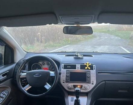 Черный Форд Куга, объемом двигателя 2 л и пробегом 182 тыс. км за 9500 $, фото 8 на Automoto.ua