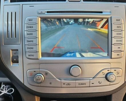 Черный Форд Куга, объемом двигателя 2 л и пробегом 197 тыс. км за 8300 $, фото 14 на Automoto.ua