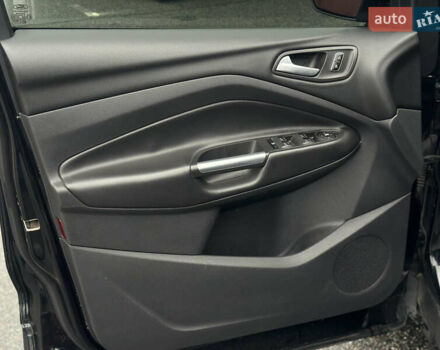 Чорний Форд Куга, об'ємом двигуна 2 л та пробігом 155 тис. км за 14500 $, фото 30 на Automoto.ua