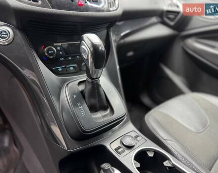 Чорний Форд Куга, об'ємом двигуна 2 л та пробігом 211 тис. км за 14800 $, фото 9 на Automoto.ua